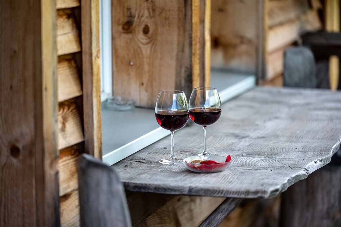 Hier lässt sich vortrefflich auf dem Balkon ein Gläschen guten badischen Rotwein genießen