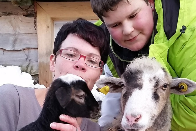 Silke und Fabian Dold - Das Tierwohl steht auf dem Farnbauernhof an erster Stelle